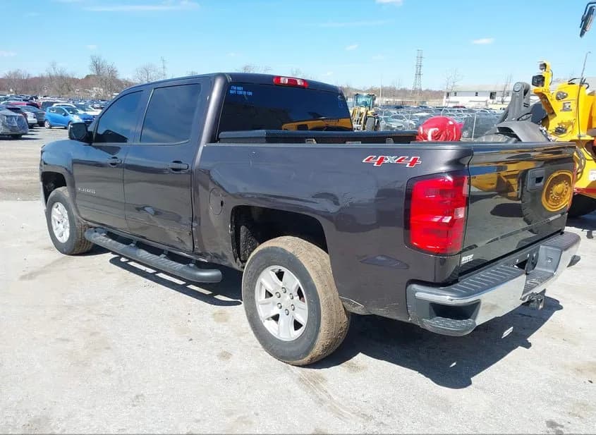 2016 CHEVROLET Silverado Used VIN 3GCUKREH2GG162880 – photo 13 2016 CHEVROLET Silverado Used VIN 3GCUKREH2GG162880 – photo 13