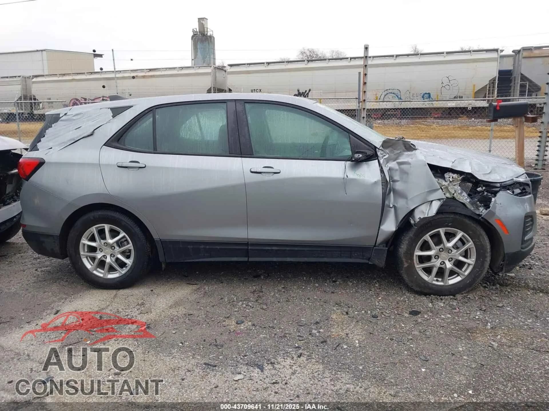 2023 CHEVROLET EQUINOX Damaged VIN 3GNAX5EG7PL255008 – photo 13 2023 CHEVROLET EQUINOX Damaged VIN 3GNAX5EG7PL255008 – photo 13