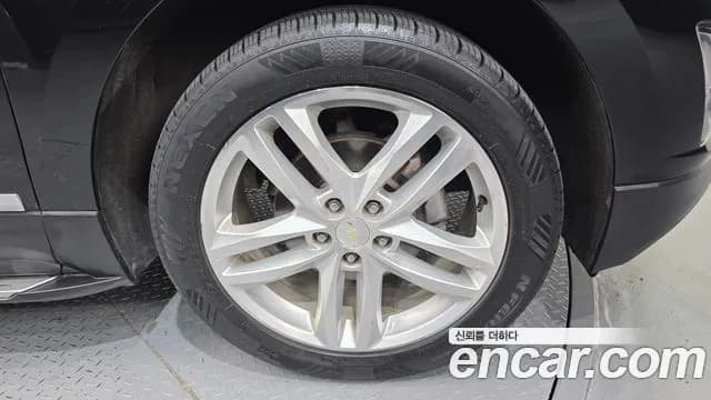 2018 Chevrolet Equinox 2WD LT Sold VIN 3GNAX9E8XJS592561 – interior seats 2018 Chevrolet Equinox 2WD LT Sold VIN 3GNAX9E8XJS592561 – interior seats