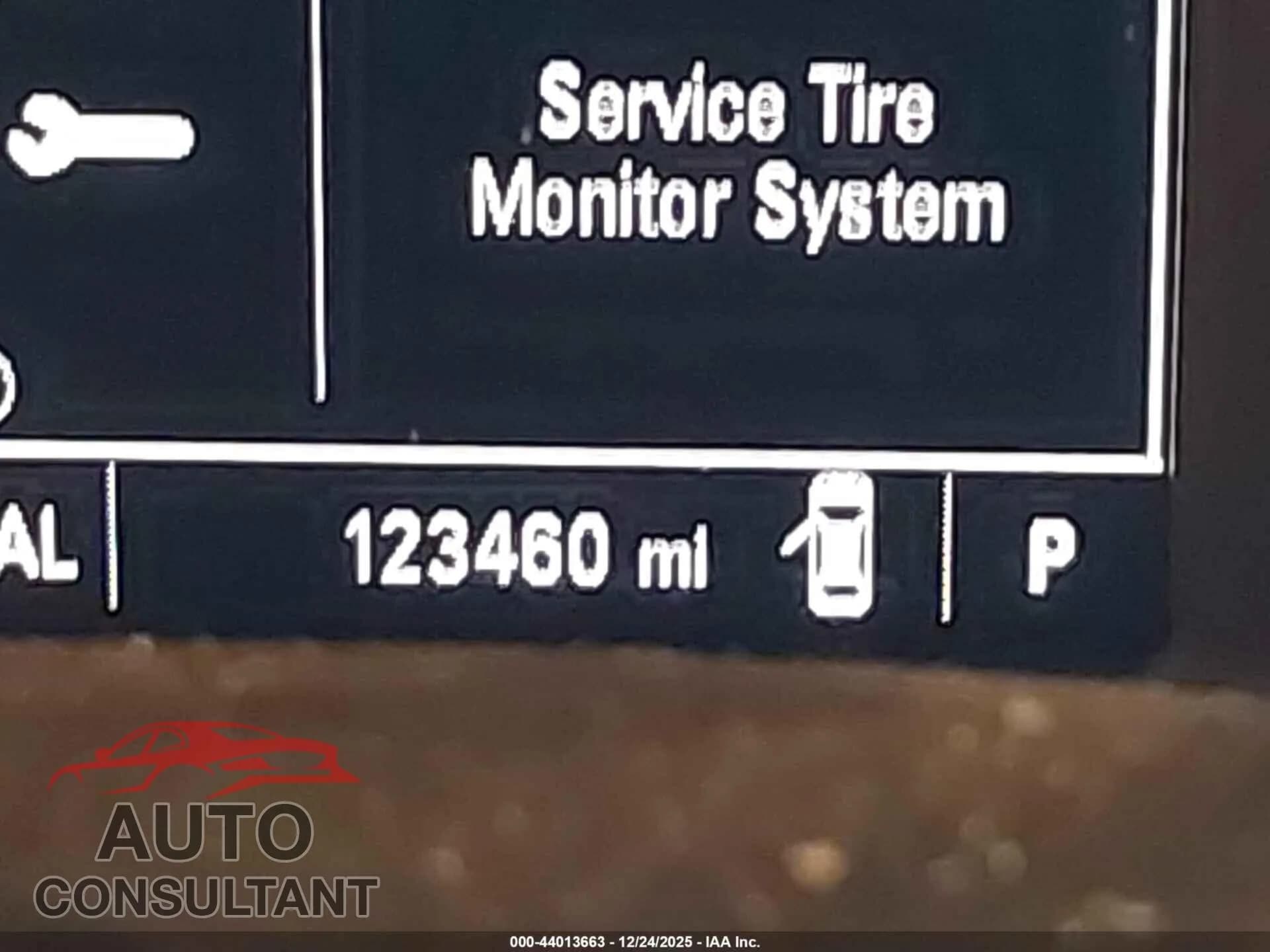 2018 CHEVROLET EQUINOX Damaged VIN 3GNAXKEX4JS557948 – photo 15 2018 CHEVROLET EQUINOX Damaged VIN 3GNAXKEX4JS557948 – photo 15