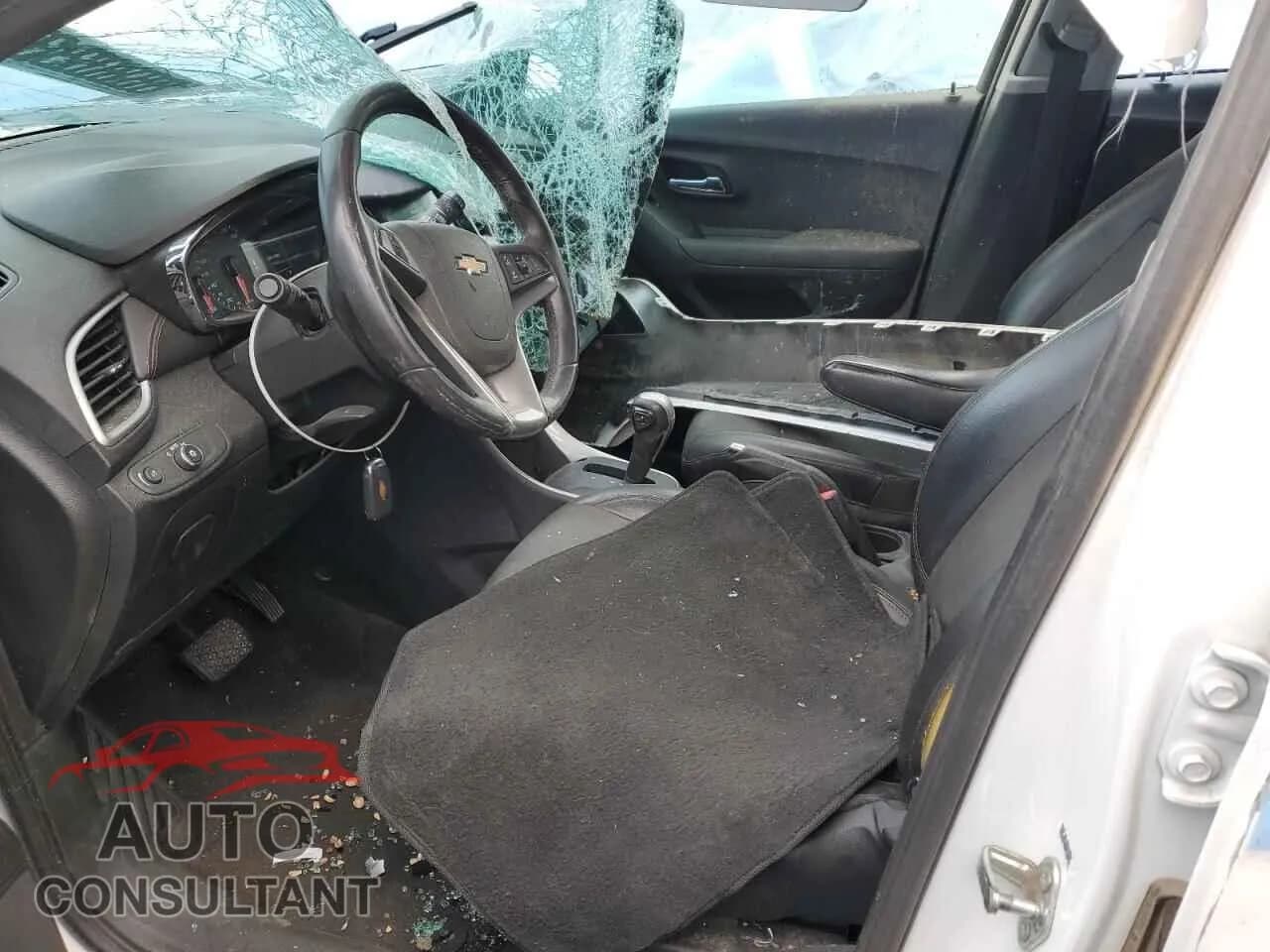 2017 CHEVROLET TRAX Damaged VIN 3GNCJLSB5HL257493 – exterior detail 2017 CHEVROLET TRAX Damaged VIN 3GNCJLSB5HL257493 – exterior detail