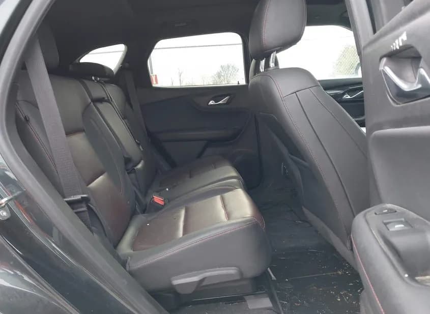 2019 CHEVROLET Blazer Used VIN 3GNKBERS0KS693871 – photo 17 2019 CHEVROLET Blazer Used VIN 3GNKBERS0KS693871 – photo 17