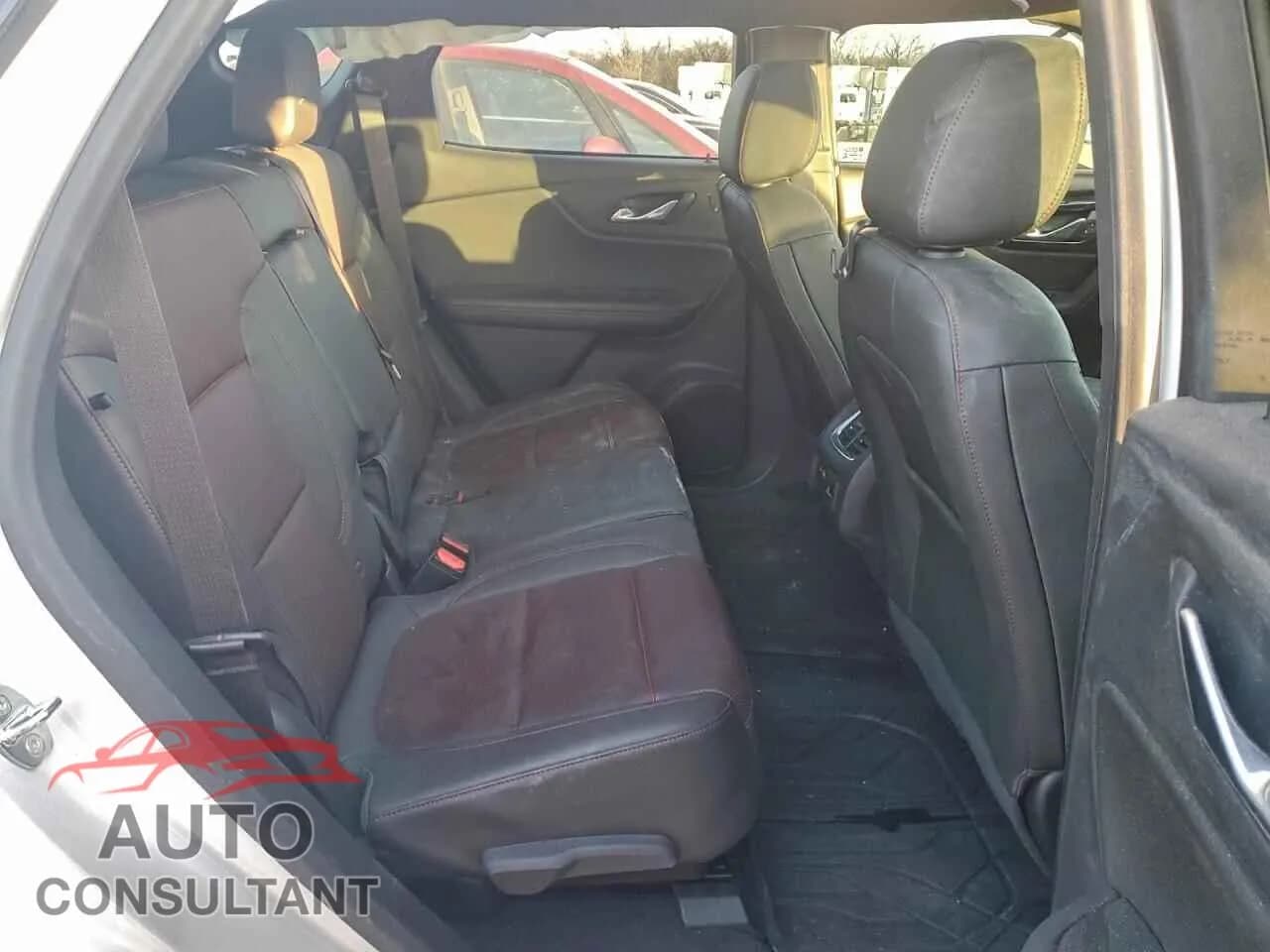 2022 CHEVROLET BLAZER Damaged VIN 3GNKBKRS3NS195747 – photo 11 2022 CHEVROLET BLAZER Damaged VIN 3GNKBKRS3NS195747 – photo 11