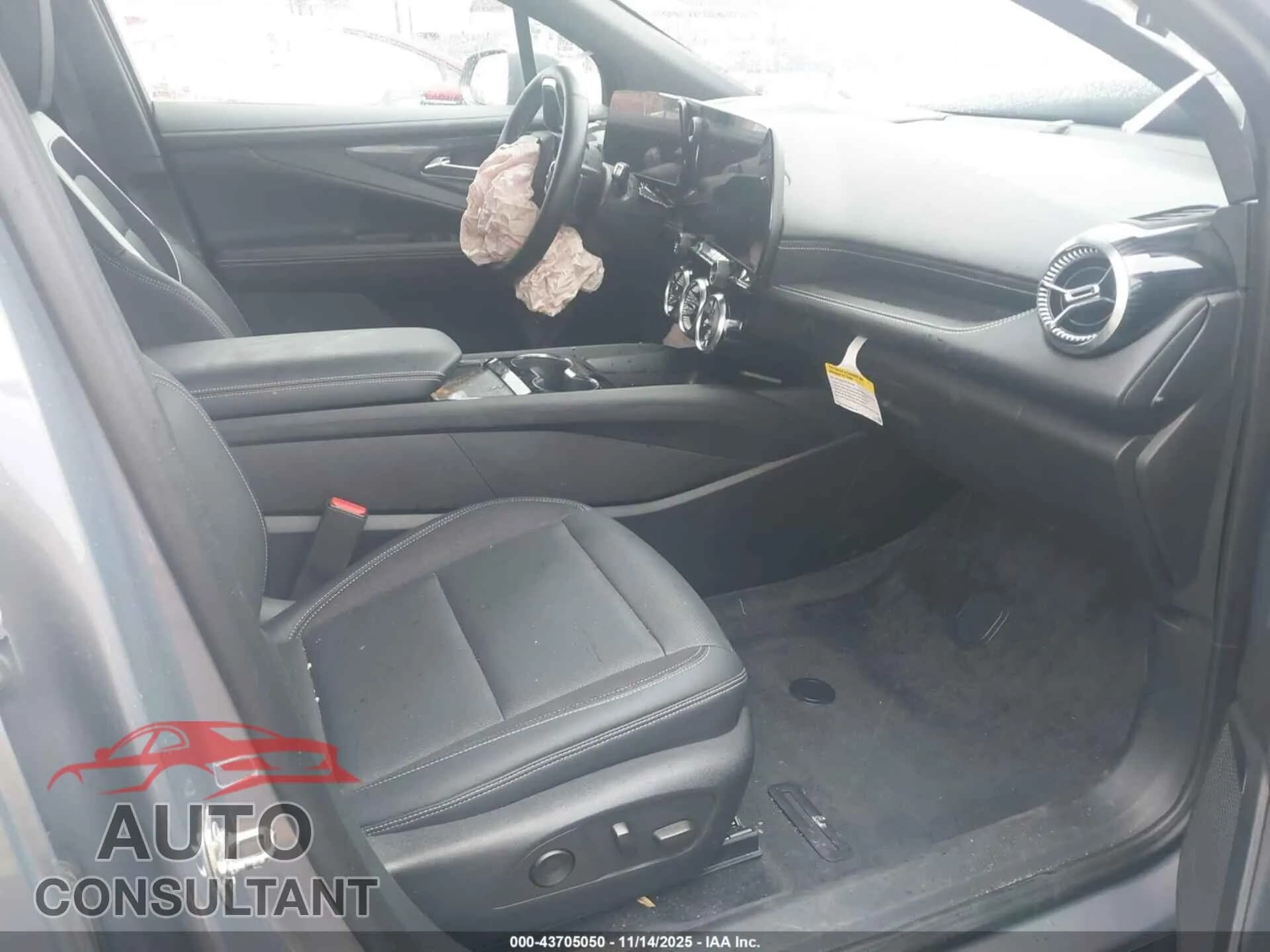 2024 CHEVROLET BLAZER EV Damaged VIN 3GNKDBRJ2RS264287 – interior seats 2024 CHEVROLET BLAZER EV Damaged VIN 3GNKDBRJ2RS264287 – interior seats