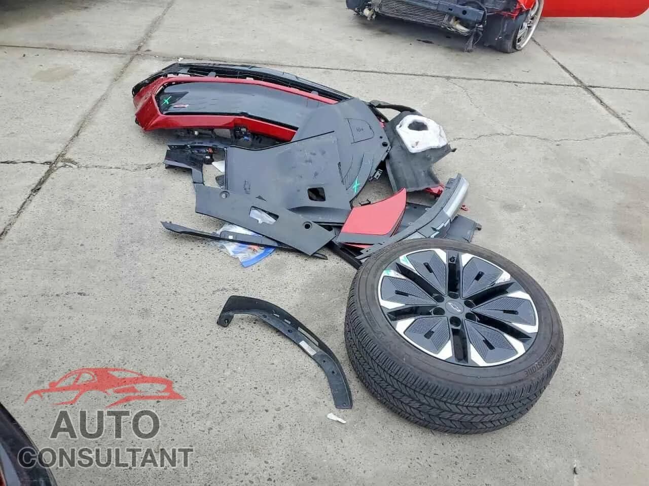 2024 CHEVROLET BLAZER Damaged VIN 3GNKDCRJ9RS148364 – photo 12 2024 CHEVROLET BLAZER Damaged VIN 3GNKDCRJ9RS148364 – photo 12