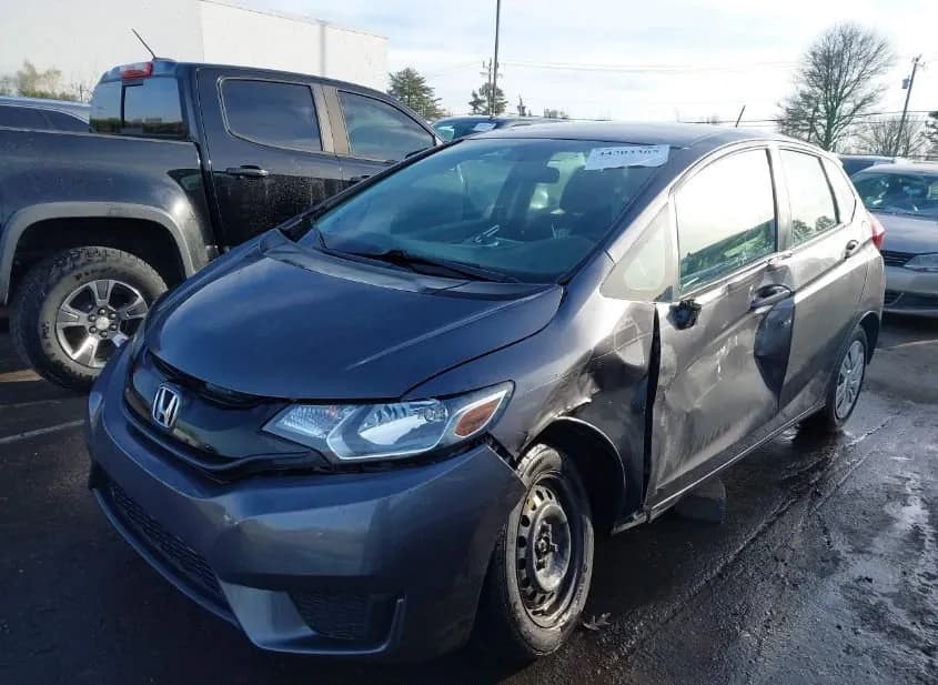 2017 HONDA Fit Used VIN 3HGGK5G50HM700571 – engine bay 2017 HONDA Fit Used VIN 3HGGK5G50HM700571 – engine bay