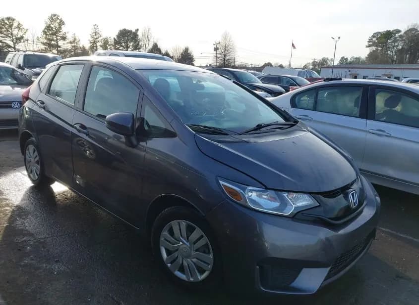 2017 HONDA Fit Used VIN 3HGGK5G50HM700571 – exterior detail 2017 HONDA Fit Used VIN 3HGGK5G50HM700571 – exterior detail