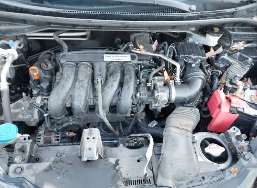 2017 HONDA Fit Used VIN 3HGGK5G50HM700571 – trunk area 2017 HONDA Fit Used VIN 3HGGK5G50HM700571 – trunk area