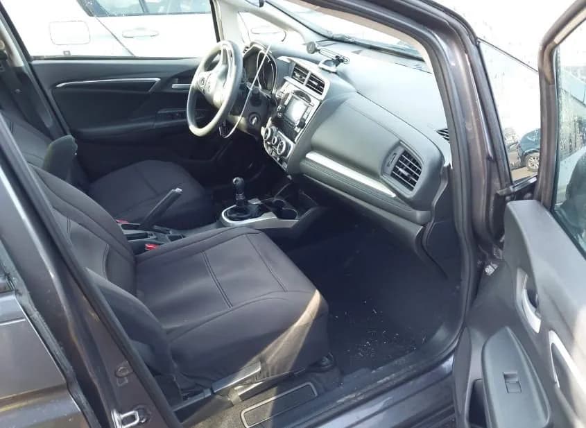 2017 HONDA Fit Used VIN 3HGGK5G50HM700571 – photo 12 2017 HONDA Fit Used VIN 3HGGK5G50HM700571 – photo 12