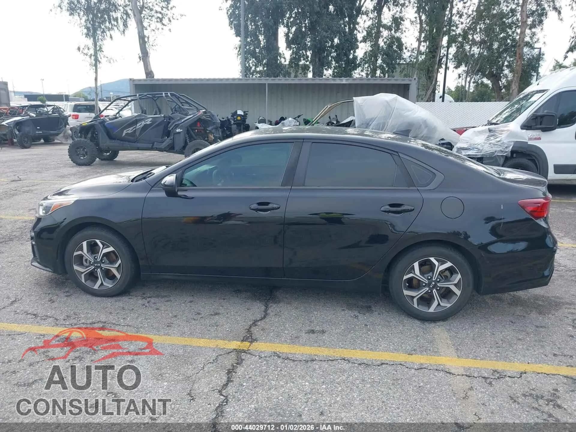 2019 KIA FORTE Damaged VIN 3KPF24AD5KE092746 – photo 14 2019 KIA FORTE Damaged VIN 3KPF24AD5KE092746 – photo 14