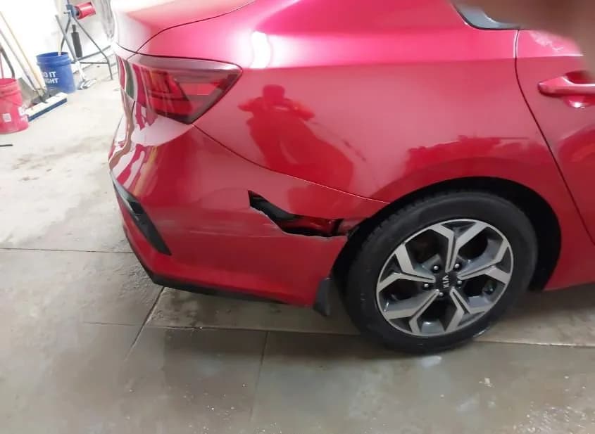 2020 KIA Forte Used VIN 3KPF24AD7LE210846 – trunk area 2020 KIA Forte Used VIN 3KPF24AD7LE210846 – trunk area