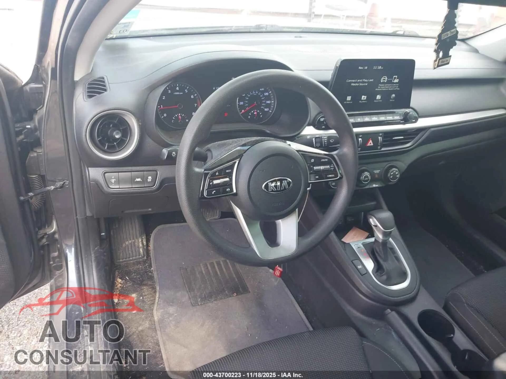 2021 KIA FORTE Damaged VIN 3KPF24AD8ME393255 – photo 22 2021 KIA FORTE Damaged VIN 3KPF24AD8ME393255 – photo 22