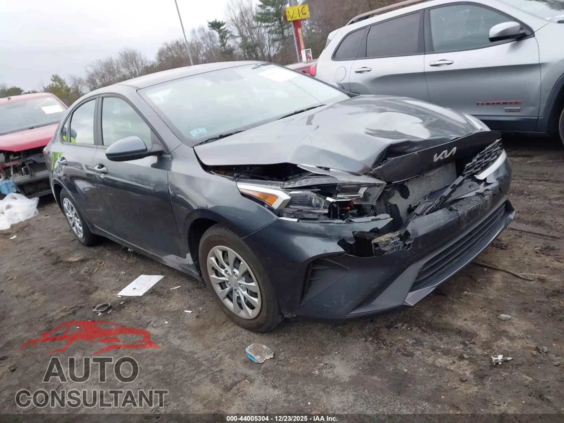 2022 KIA FORTE Damaged VIN 3KPF24ADXNE451593 – front exterior 2022 KIA FORTE Damaged VIN 3KPF24ADXNE451593 – front exterior