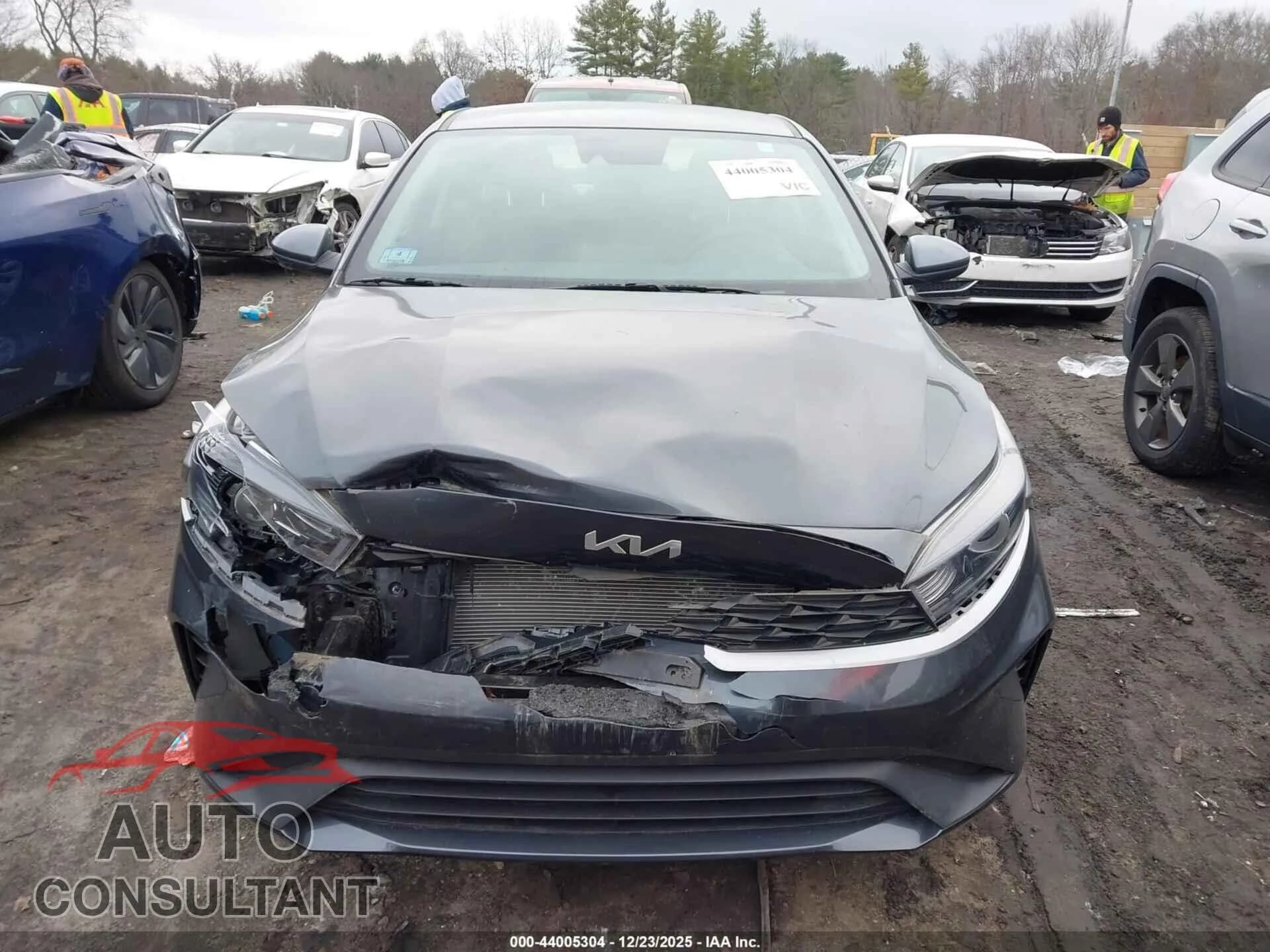 2022 KIA FORTE Damaged VIN 3KPF24ADXNE451593 – photo 12 2022 KIA FORTE Damaged VIN 3KPF24ADXNE451593 – photo 12