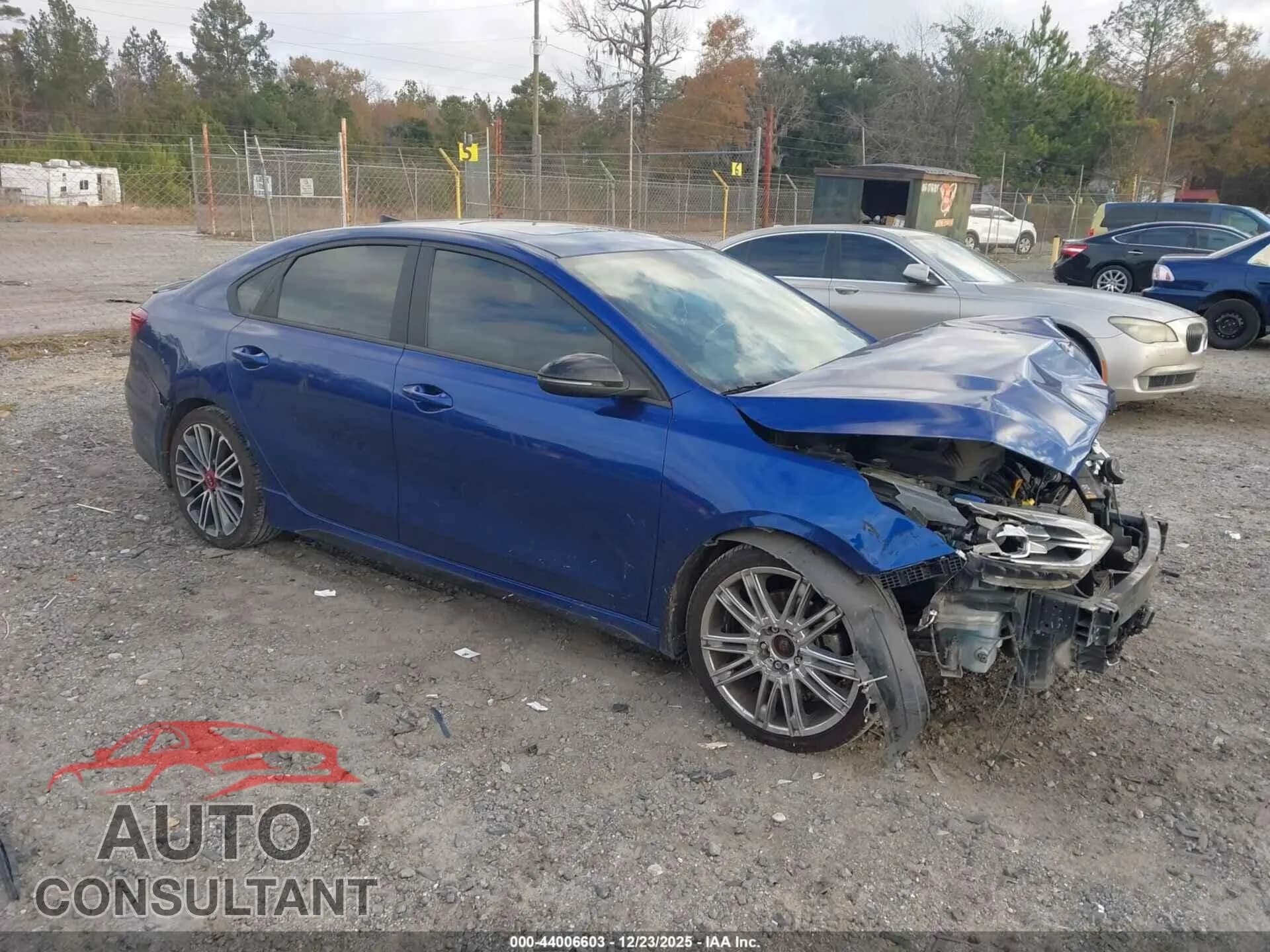 2021 KIA FORTE Damaged VIN 3KPF44AC0ME366357 – front exterior 2021 KIA FORTE Damaged VIN 3KPF44AC0ME366357 – front exterior
