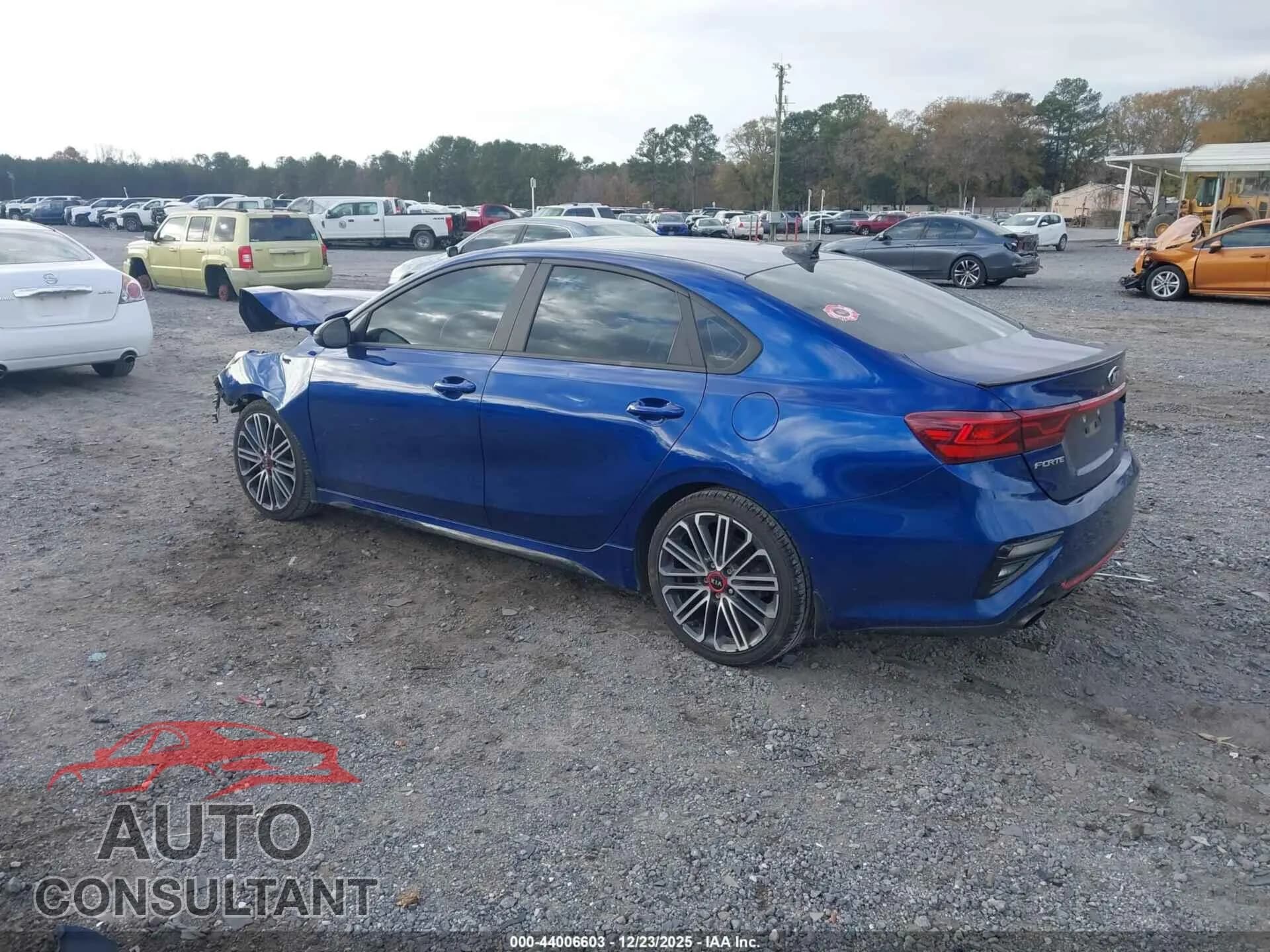 2021 KIA FORTE Damaged VIN 3KPF44AC0ME366357 – side profile 2021 KIA FORTE Damaged VIN 3KPF44AC0ME366357 – side profile