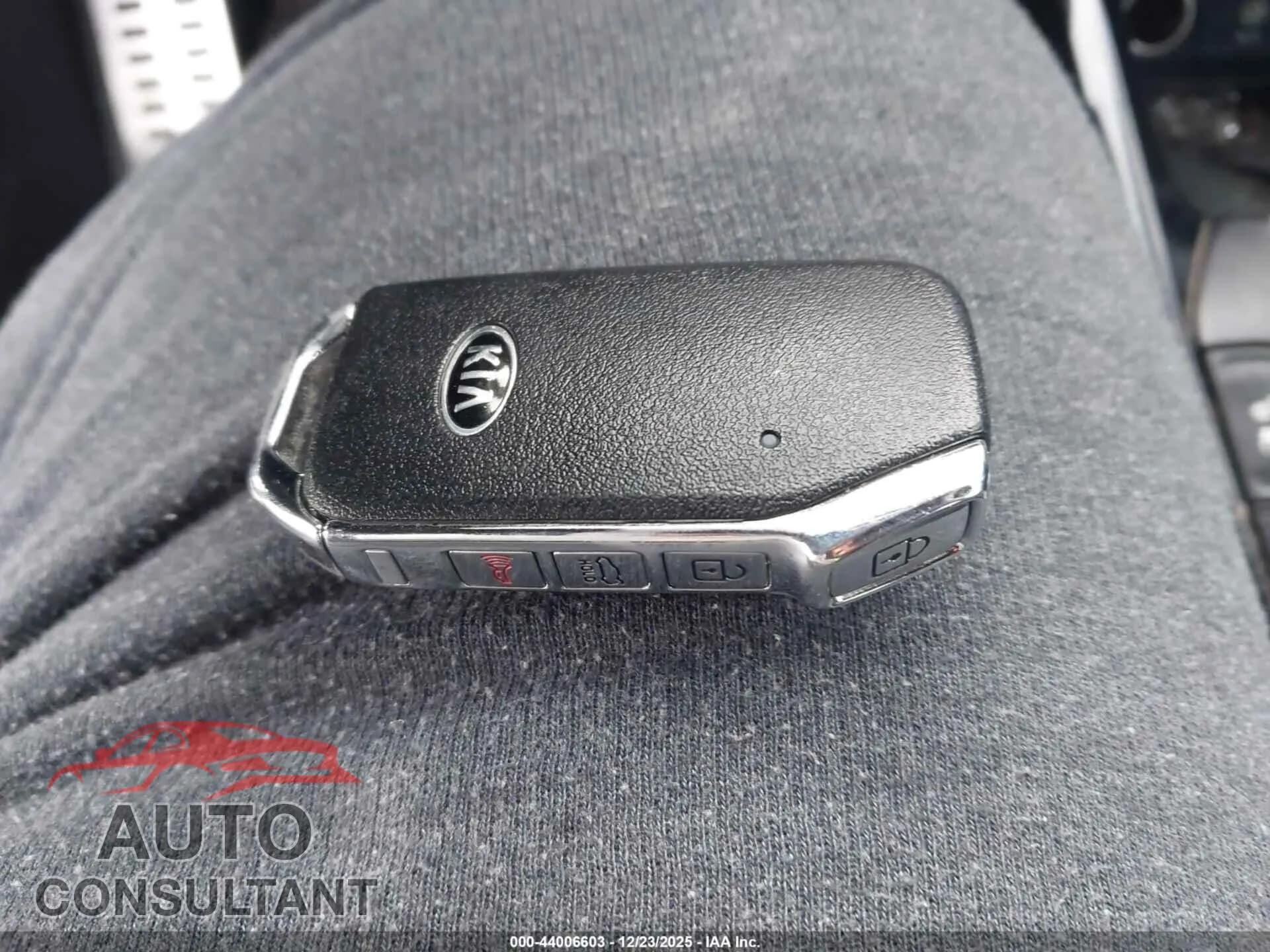 2021 KIA FORTE Damaged VIN 3KPF44AC0ME366357 – photo 11 2021 KIA FORTE Damaged VIN 3KPF44AC0ME366357 – photo 11