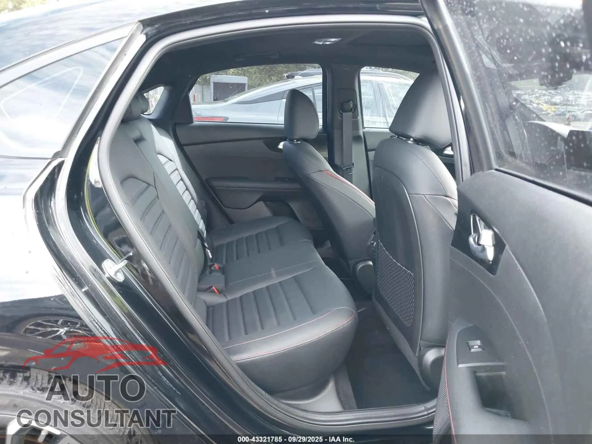 2023 KIA FORTE Damaged VIN 3KPF44AC3PE550003 – undercarriage 2023 KIA FORTE Damaged VIN 3KPF44AC3PE550003 – undercarriage