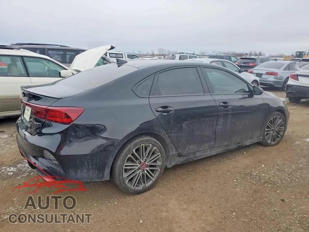 2024 KIA FORTE Damaged VIN 3KPF44AC9RE827174 – side profile 2024 KIA FORTE Damaged VIN 3KPF44AC9RE827174 – side profile