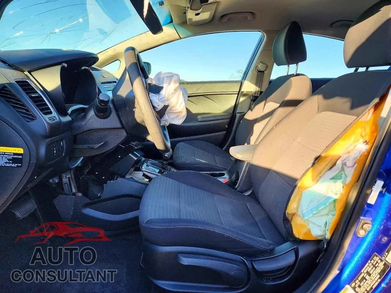 2017 KIA FORTE Damaged VIN 3KPFL4A72HE106943 – exterior detail 2017 KIA FORTE Damaged VIN 3KPFL4A72HE106943 – exterior detail