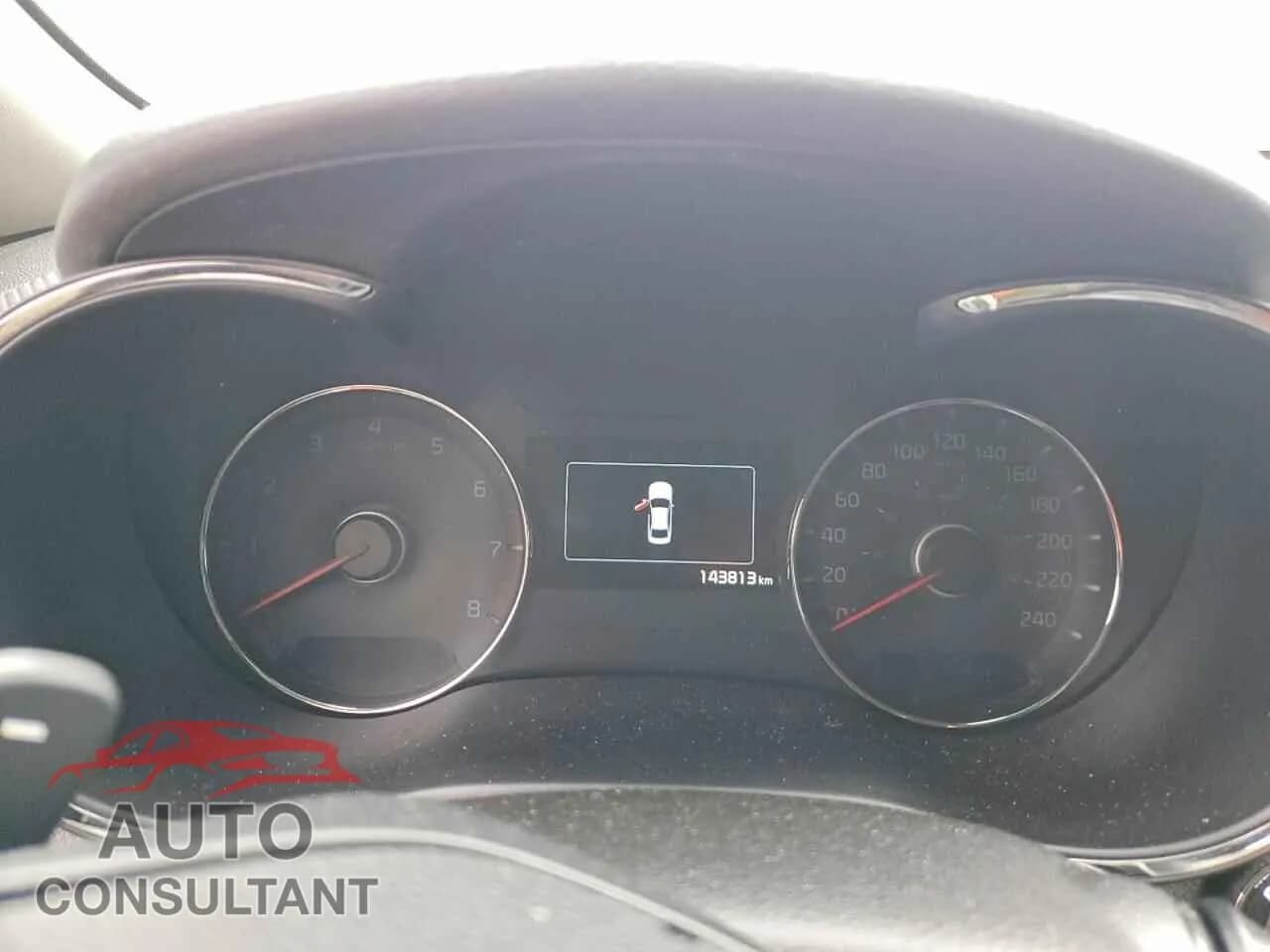 2017 KIA FORTE Used VIN 3KPFN4A87HE070427 – trunk area 2017 KIA FORTE Used VIN 3KPFN4A87HE070427 – trunk area