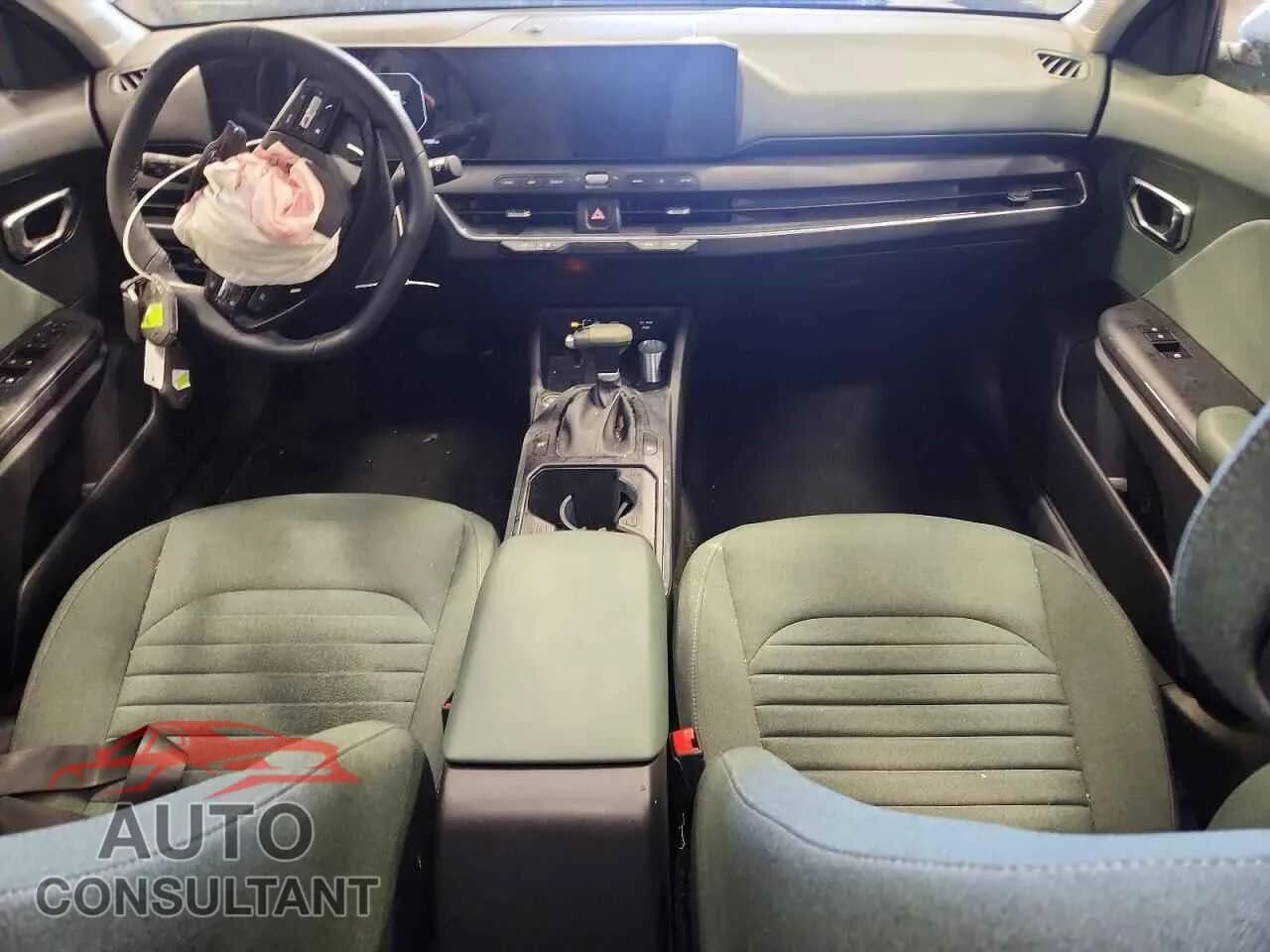 2025 KIA K4 EX Damaged VIN 3KPFU4DE8SE007493 – undercarriage 2025 KIA K4 EX Damaged VIN 3KPFU4DE8SE007493 – undercarriage