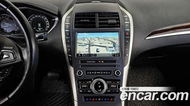 2018 Lincoln New MKZ 2.0 Sold VIN 3LN6L5E9XJR621362 – interior seats 2018 Lincoln New MKZ 2.0 Sold VIN 3LN6L5E9XJR621362 – interior seats