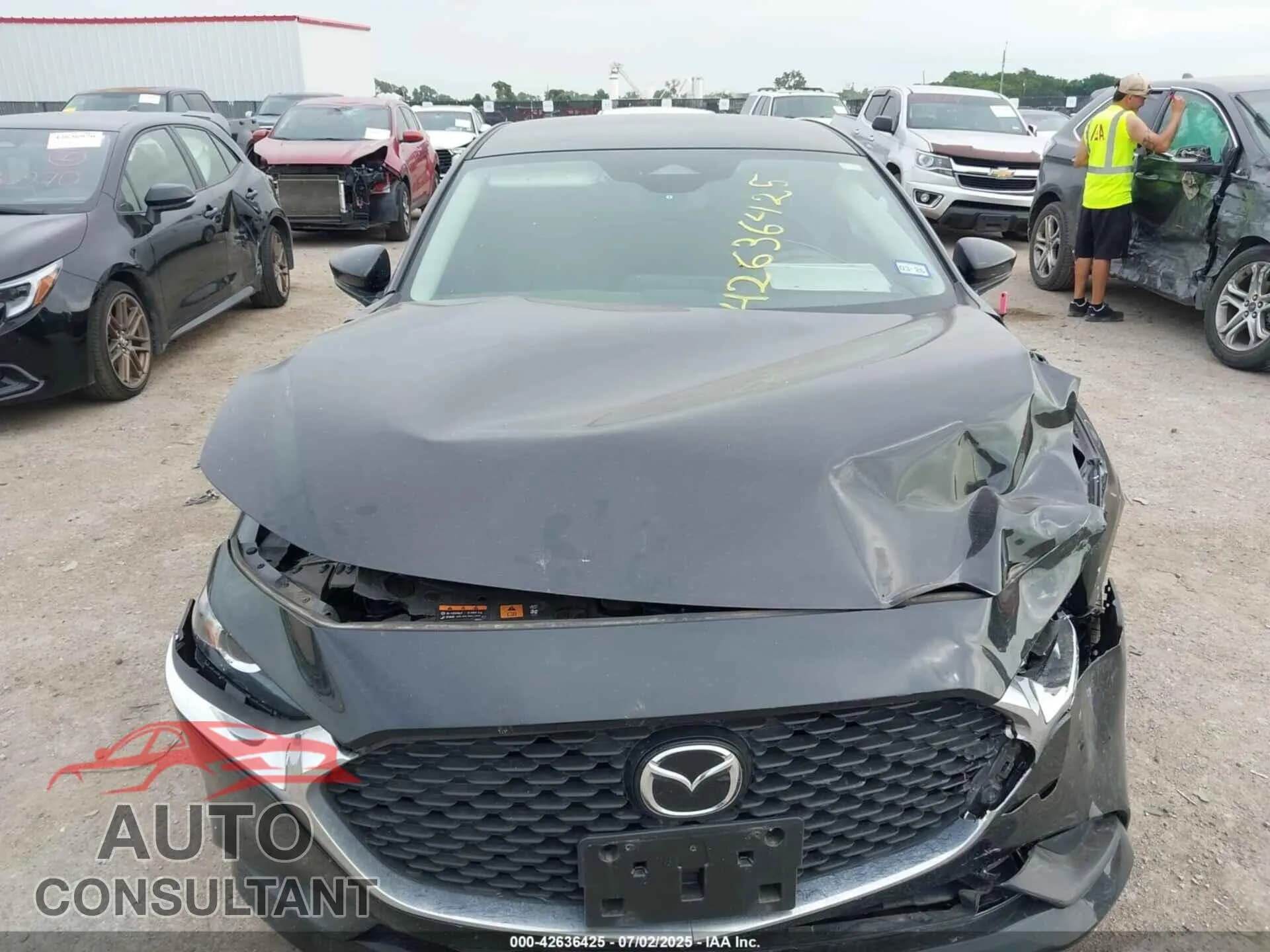 2024 MAZDA MAZDA3 Damaged VIN 3MZBPABM8RM418209 – photo 12 2024 MAZDA MAZDA3 Damaged VIN 3MZBPABM8RM418209 – photo 12