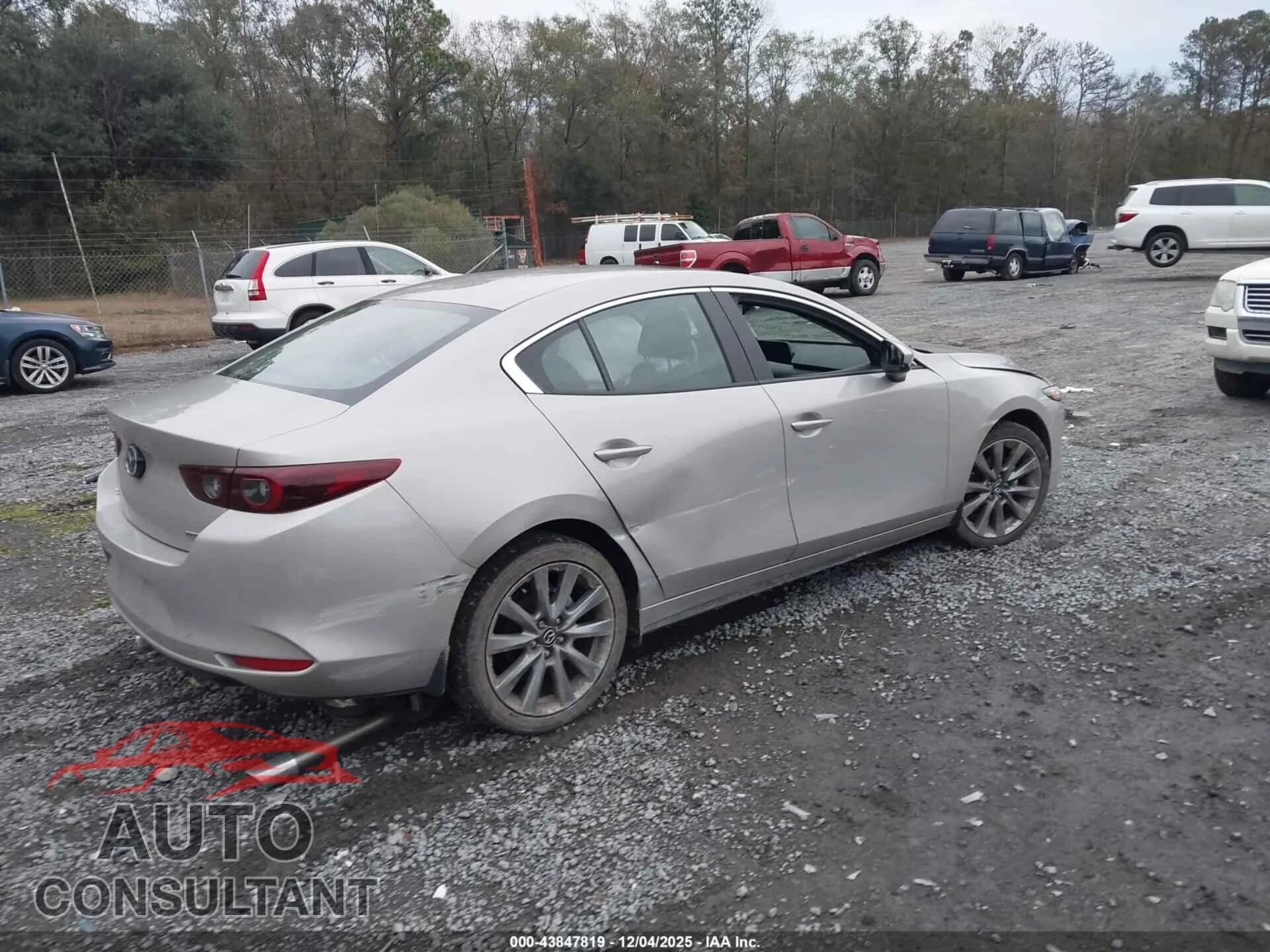 2025 MAZDA MAZDA3 Damaged VIN 3MZBPACM4SM473857 – dashboard 2025 MAZDA MAZDA3 Damaged VIN 3MZBPACM4SM473857 – dashboard