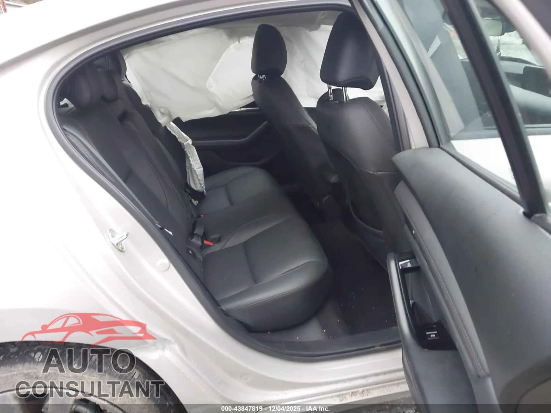 2025 MAZDA MAZDA3 Damaged VIN 3MZBPACM4SM473857 – undercarriage 2025 MAZDA MAZDA3 Damaged VIN 3MZBPACM4SM473857 – undercarriage