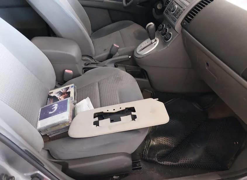 2008 NISSAN Sentra Used VIN 3N1AB61EX8L659832 – side profile 2008 NISSAN Sentra Used VIN 3N1AB61EX8L659832 – side profile