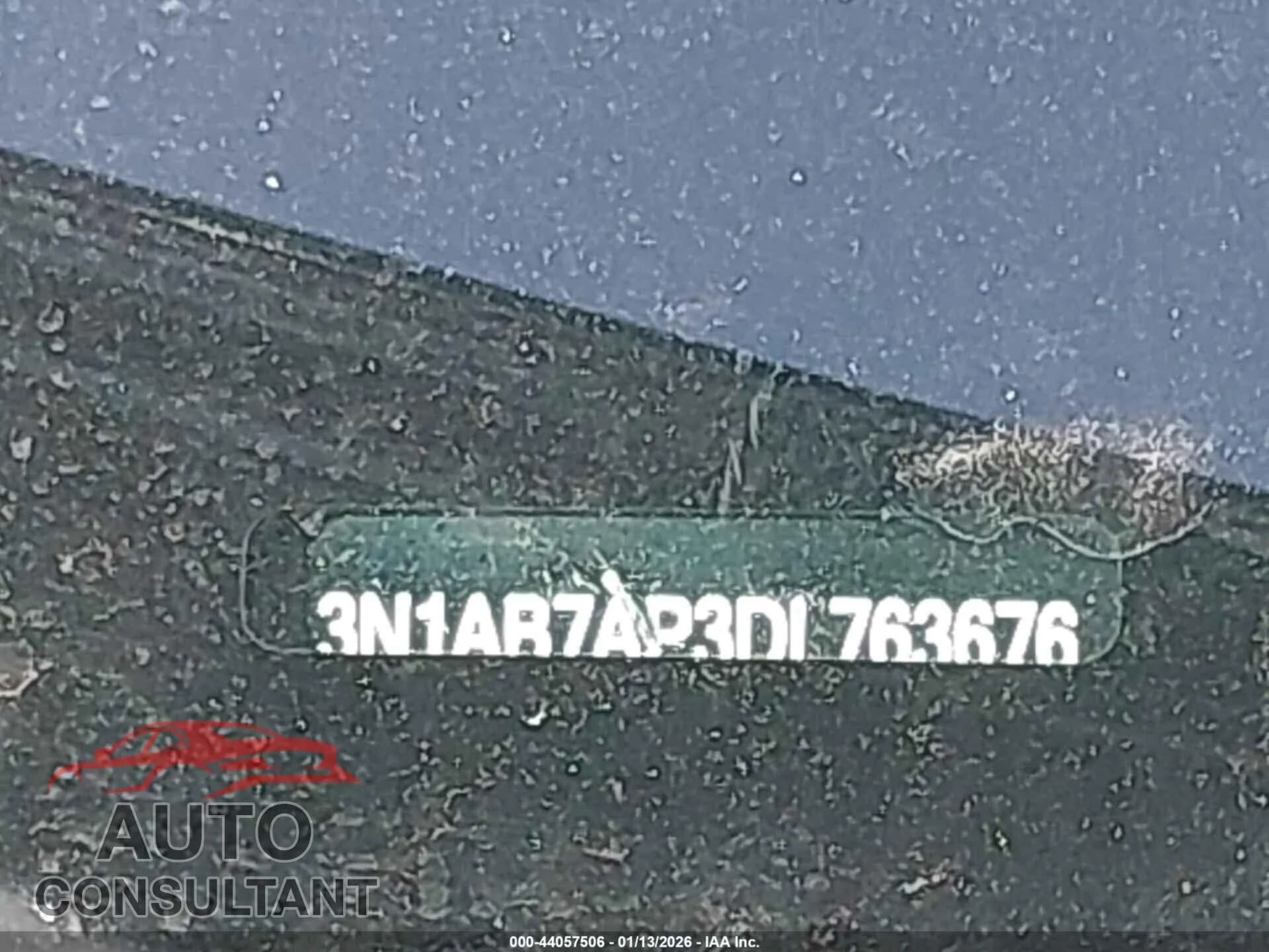 2013 NISSAN SENTRA Damaged VIN 3N1AB7AP3DL763676 – trunk area 2013 NISSAN SENTRA Damaged VIN 3N1AB7AP3DL763676 – trunk area