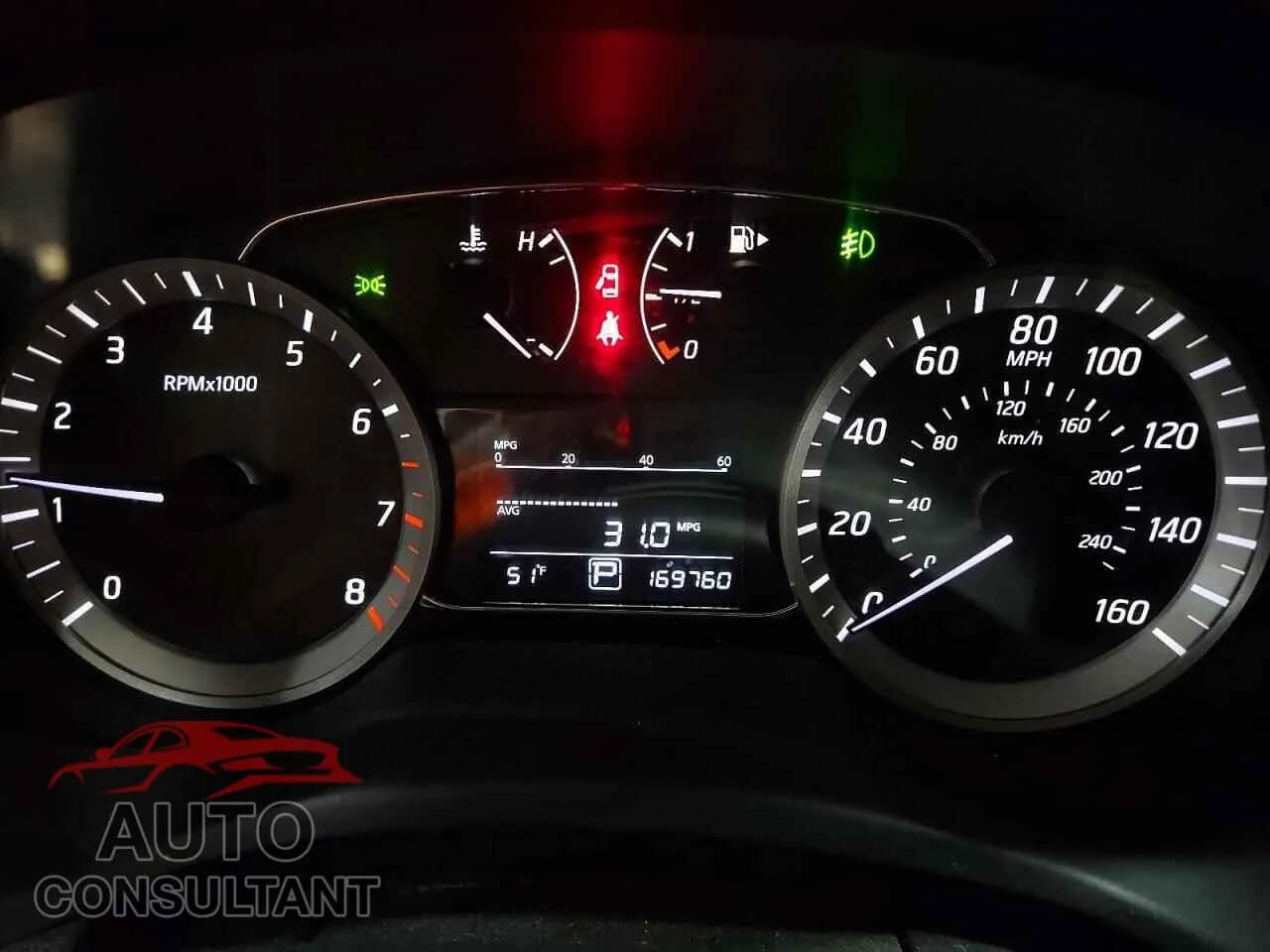 2013 NISSAN SENTRA Damaged VIN 3N1AB7AP7DL695981 – trunk area 2013 NISSAN SENTRA Damaged VIN 3N1AB7AP7DL695981 – trunk area