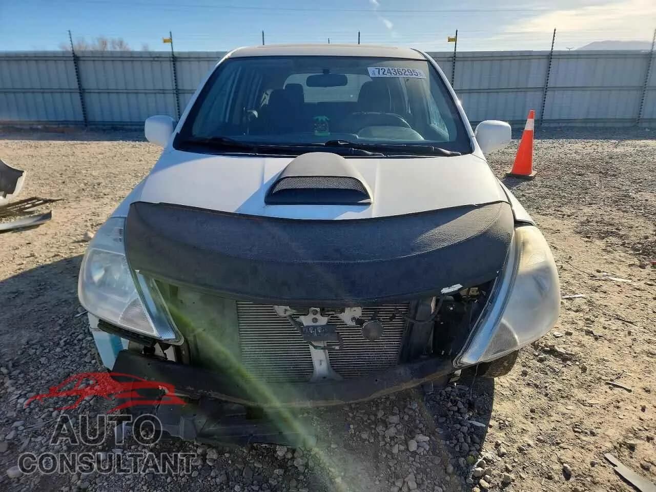 2011 NISSAN VERSA Damaged VIN 3N1BC1CP4BL373081 – interior seats 2011 NISSAN VERSA Damaged VIN 3N1BC1CP4BL373081 – interior seats