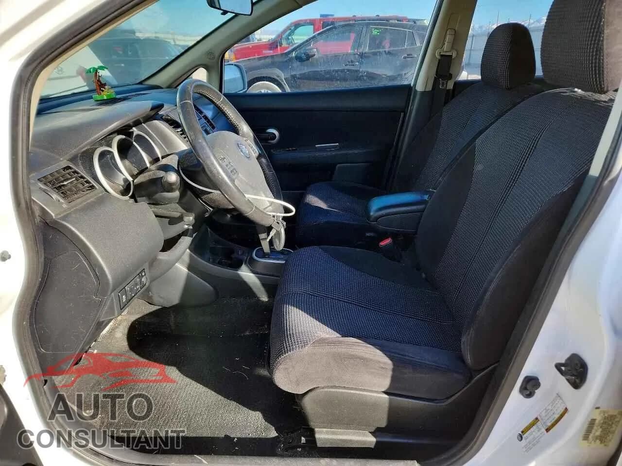 2011 NISSAN VERSA Damaged VIN 3N1BC1CP4BL373081 – exterior detail 2011 NISSAN VERSA Damaged VIN 3N1BC1CP4BL373081 – exterior detail