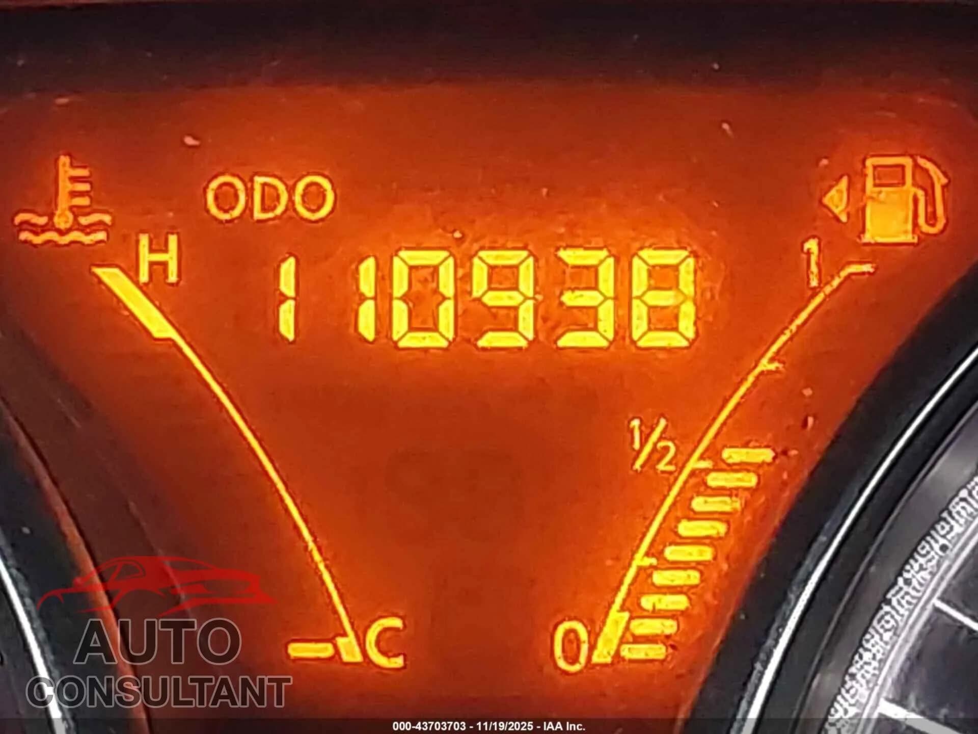 2014 NISSAN VERSA NOTE Damaged VIN 3N1CE2CP4EL433983 – photo 15 2014 NISSAN VERSA NOTE Damaged VIN 3N1CE2CP4EL433983 – photo 15