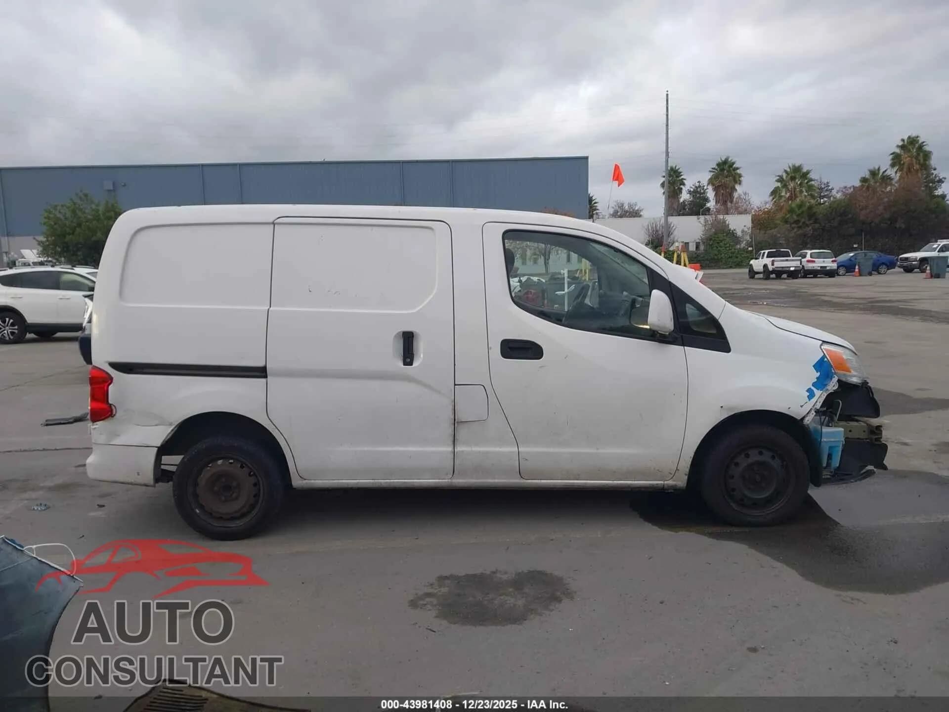 2015 NISSAN NV200 Damaged VIN 3N6CM0KN6FK719777 – photo 14 2015 NISSAN NV200 Damaged VIN 3N6CM0KN6FK719777 – photo 14