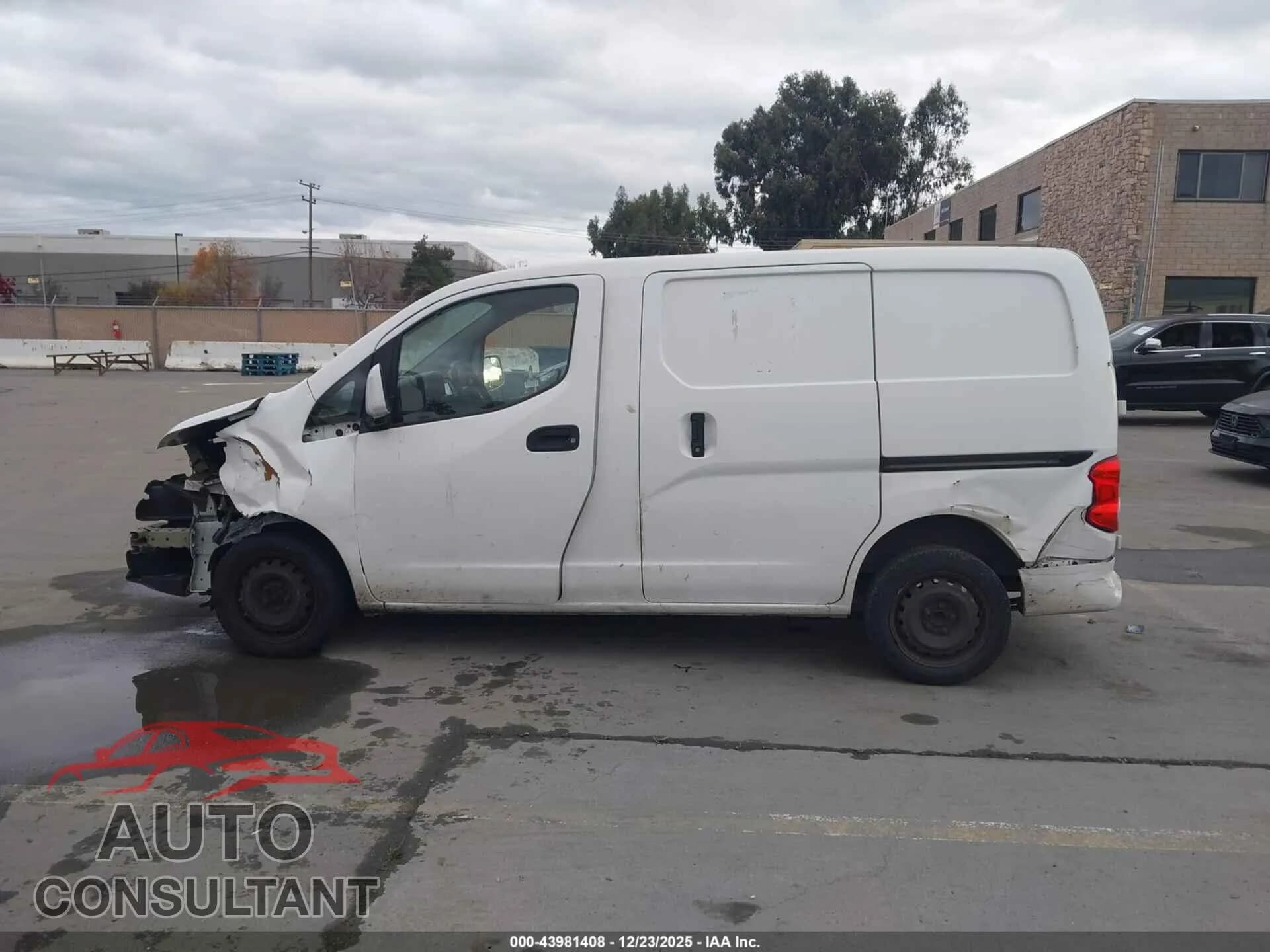 2015 NISSAN NV200 Damaged VIN 3N6CM0KN6FK719777 – photo 15 2015 NISSAN NV200 Damaged VIN 3N6CM0KN6FK719777 – photo 15