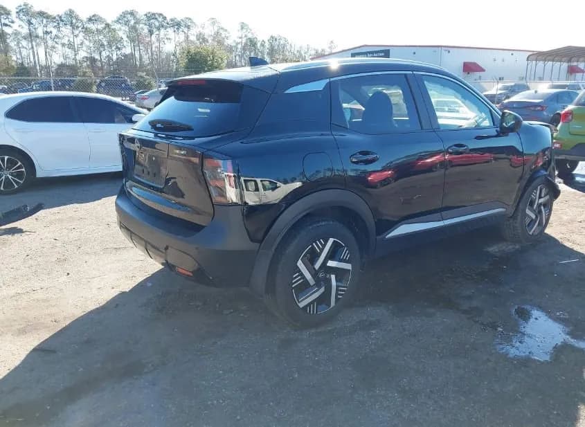 2026 NISSAN Kicks MPV Used VIN 3N8AP6CE6TL304911 – trunk area 2026 NISSAN Kicks MPV Used VIN 3N8AP6CE6TL304911 – trunk area