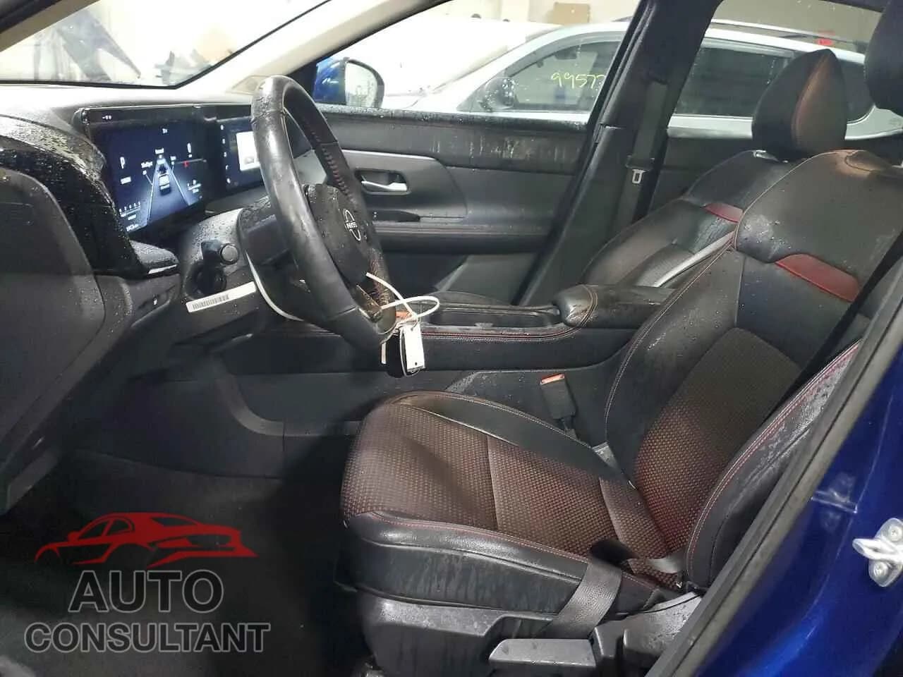 2025 NISSAN KICKS Damaged VIN 3N8AP6DB3SL375745 – exterior detail 2025 NISSAN KICKS Damaged VIN 3N8AP6DB3SL375745 – exterior detail