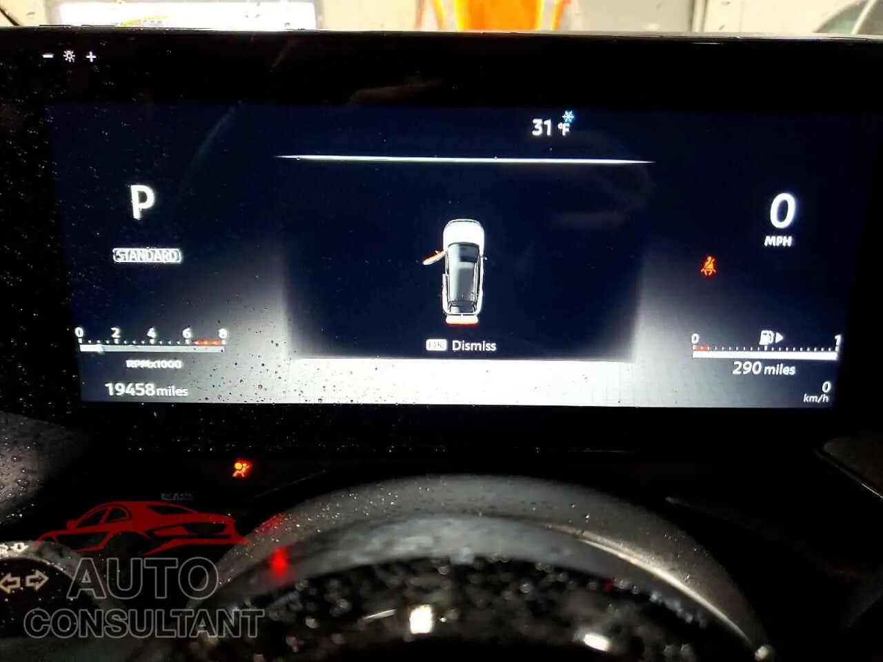 2025 NISSAN KICKS Damaged VIN 3N8AP6DB3SL375745 – trunk area 2025 NISSAN KICKS Damaged VIN 3N8AP6DB3SL375745 – trunk area