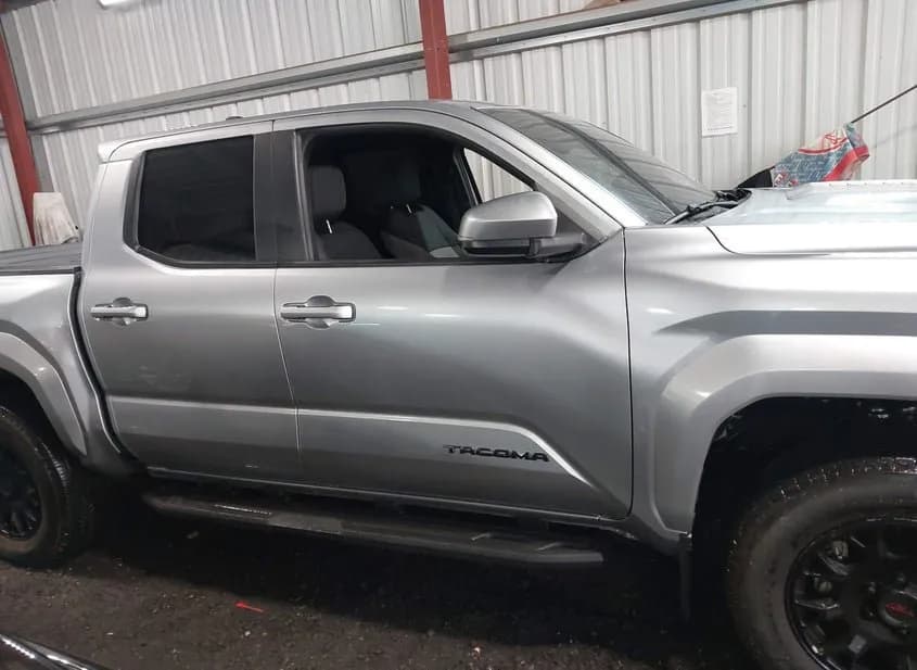 2024 TOYOTA TACOMA Used VIN 3TMLB5JNXRM036979 – rear exterior 2024 TOYOTA TACOMA Used VIN 3TMLB5JNXRM036979 – rear exterior