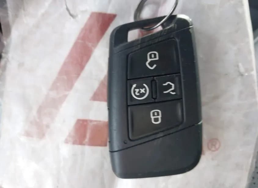 2024 VOLKSWAGEN Tiguan Used VIN 3VV4B7AX5RM115334 – photo 13 2024 VOLKSWAGEN Tiguan Used VIN 3VV4B7AX5RM115334 – photo 13