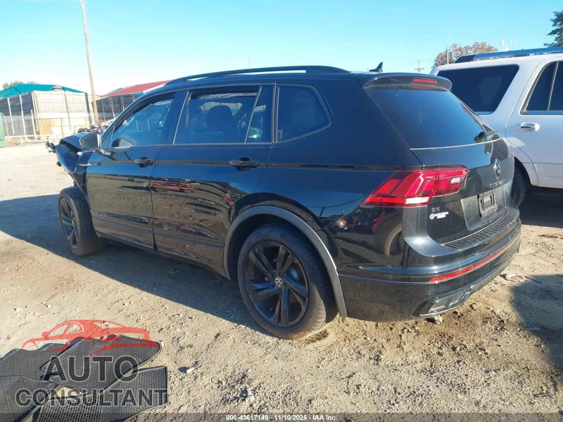 2024 VOLKSWAGEN TIGUAN Damaged VIN 3VVCB7AXXRM225694 – side profile 2024 VOLKSWAGEN TIGUAN Damaged VIN 3VVCB7AXXRM225694 – side profile