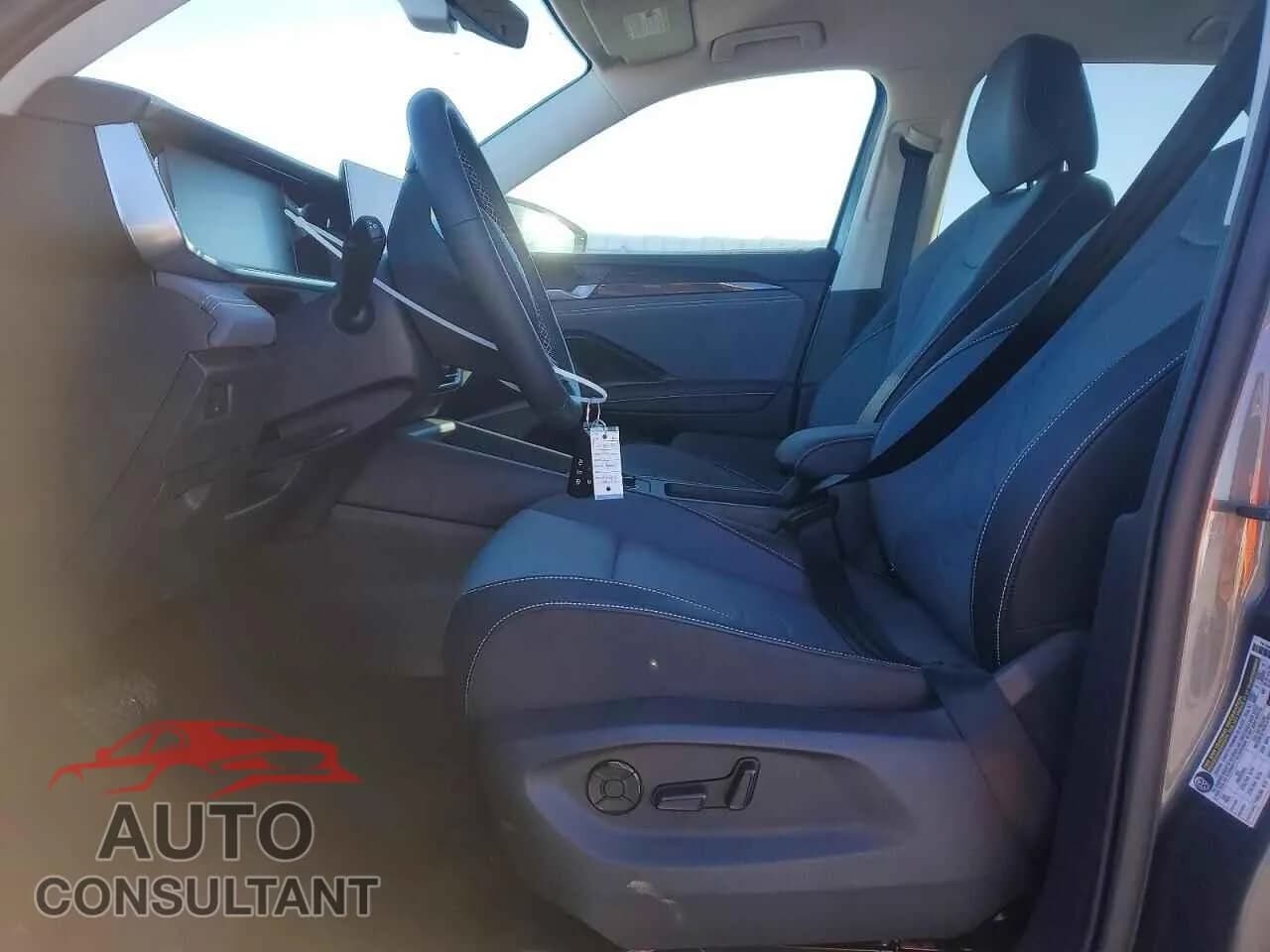 2026 VOLKSWAGEN TIGUAN Damaged VIN 3VVER7RM8TM006321 – exterior detail 2026 VOLKSWAGEN TIGUAN Damaged VIN 3VVER7RM8TM006321 – exterior detail