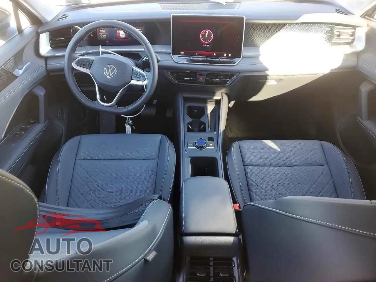 2026 VOLKSWAGEN TIGUAN Damaged VIN 3VVER7RM8TM006321 – undercarriage 2026 VOLKSWAGEN TIGUAN Damaged VIN 3VVER7RM8TM006321 – undercarriage