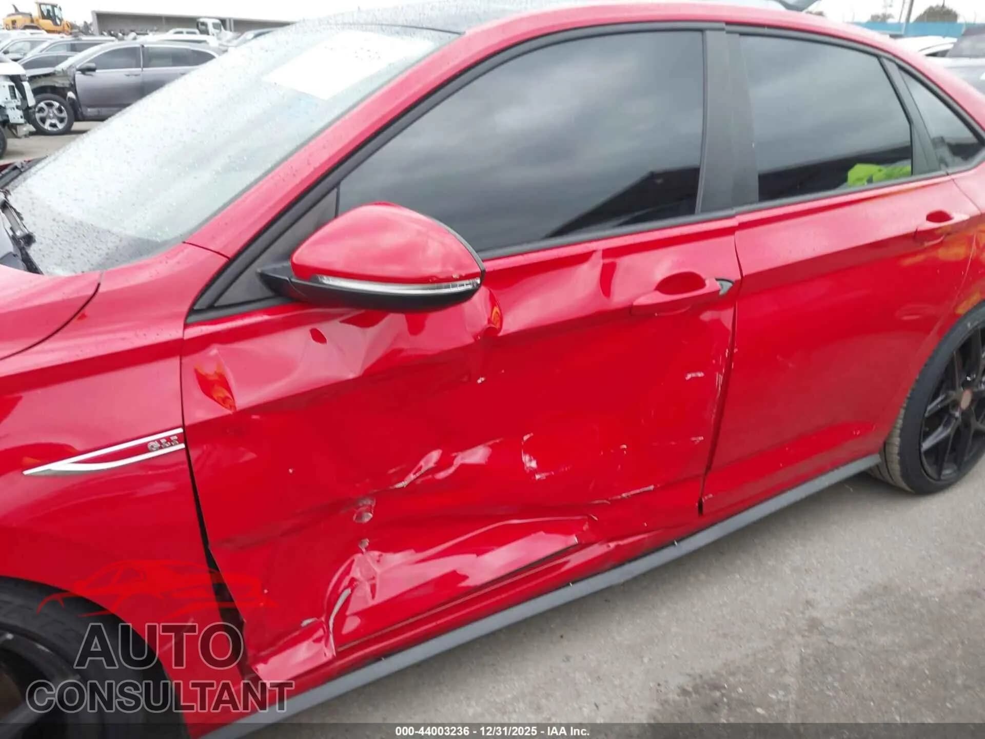 2019 VOLKSWAGEN JETTA GLI Damaged VIN 3VW6T7BU5KM205241 – engine bay 2019 VOLKSWAGEN JETTA GLI Damaged VIN 3VW6T7BU5KM205241 – engine bay