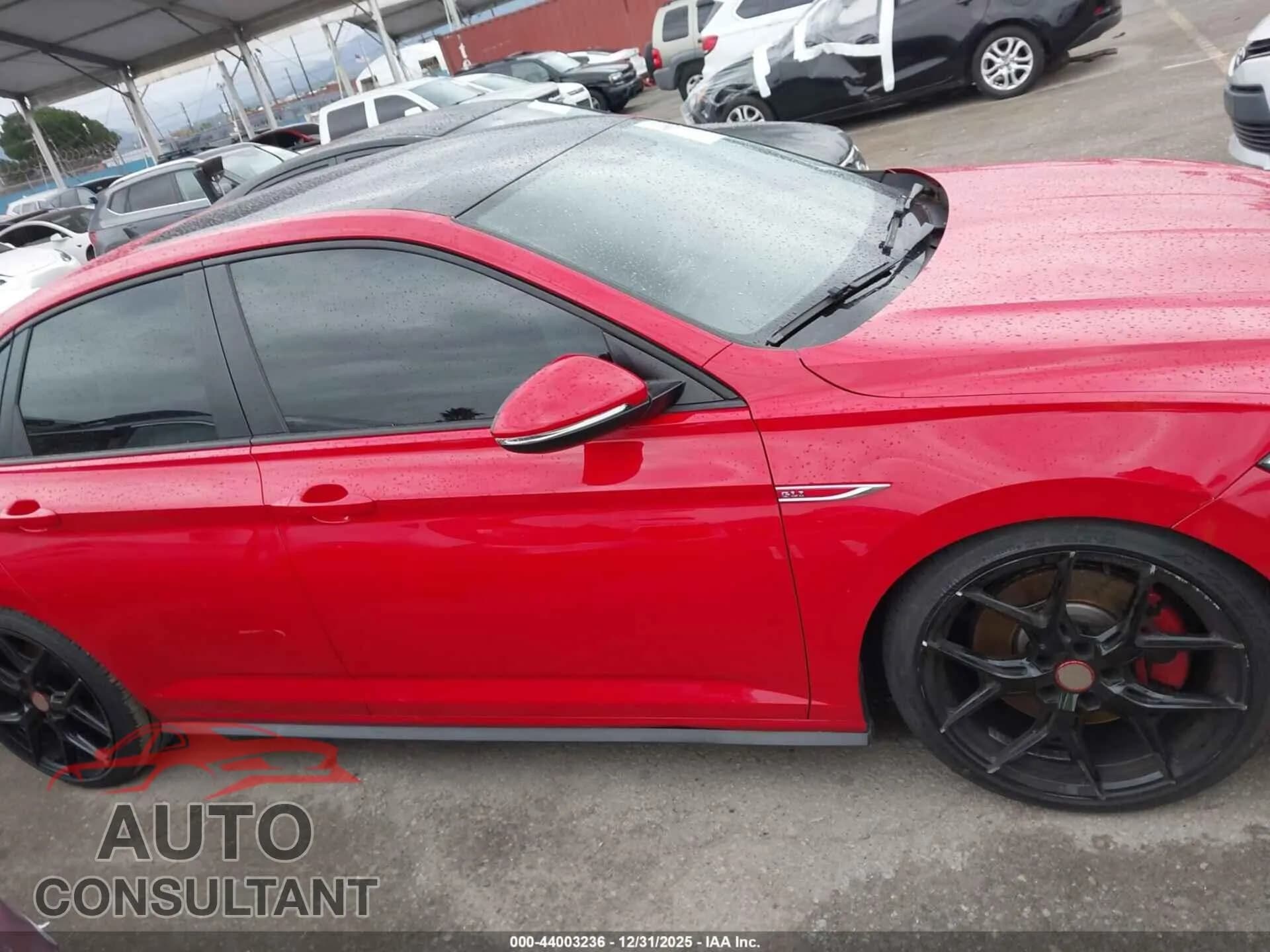 2019 VOLKSWAGEN JETTA GLI Damaged VIN 3VW6T7BU5KM205241 – photo 13 2019 VOLKSWAGEN JETTA GLI Damaged VIN 3VW6T7BU5KM205241 – photo 13