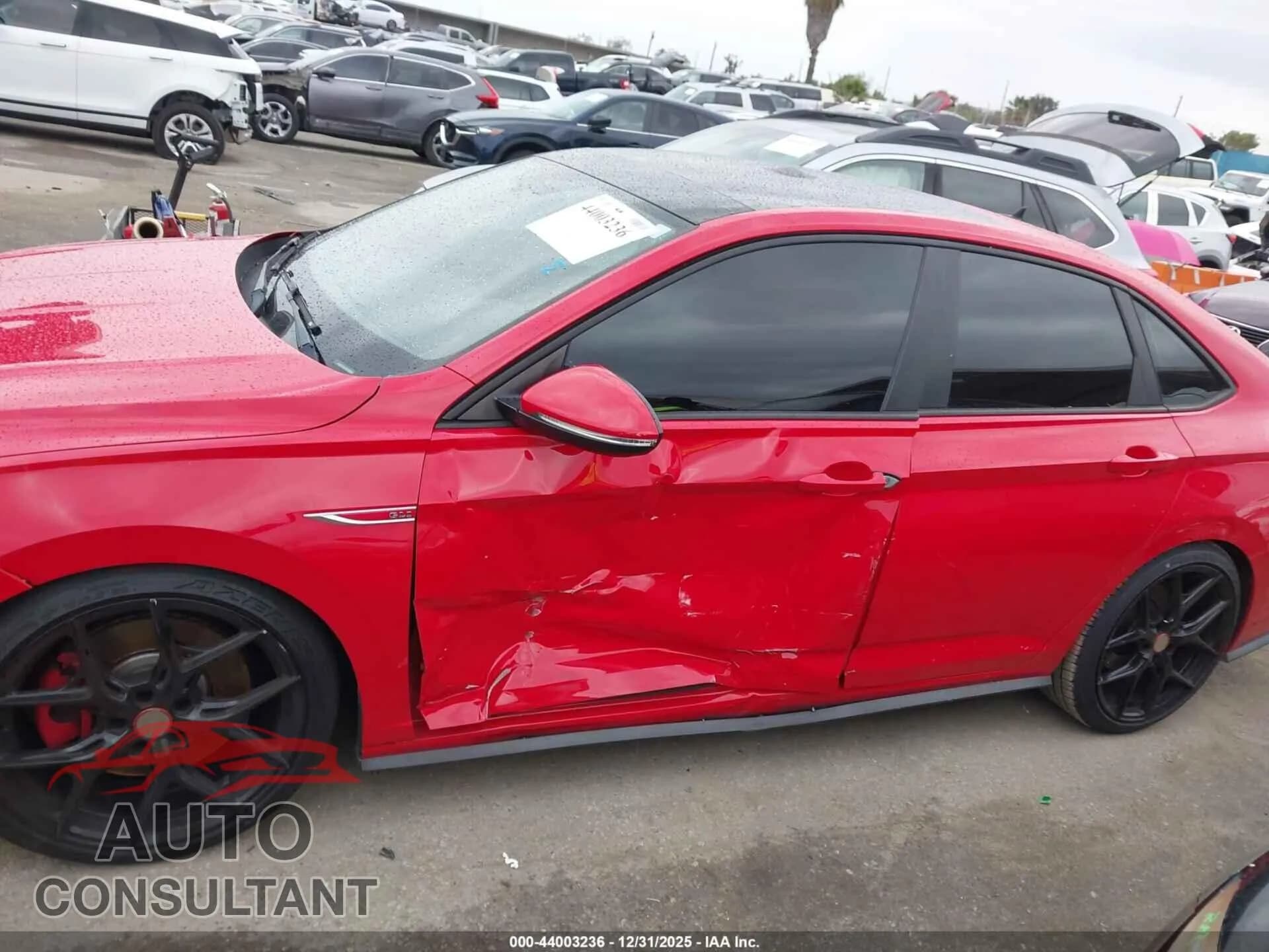 2019 VOLKSWAGEN JETTA GLI Damaged VIN 3VW6T7BU5KM205241 – photo 14 2019 VOLKSWAGEN JETTA GLI Damaged VIN 3VW6T7BU5KM205241 – photo 14
