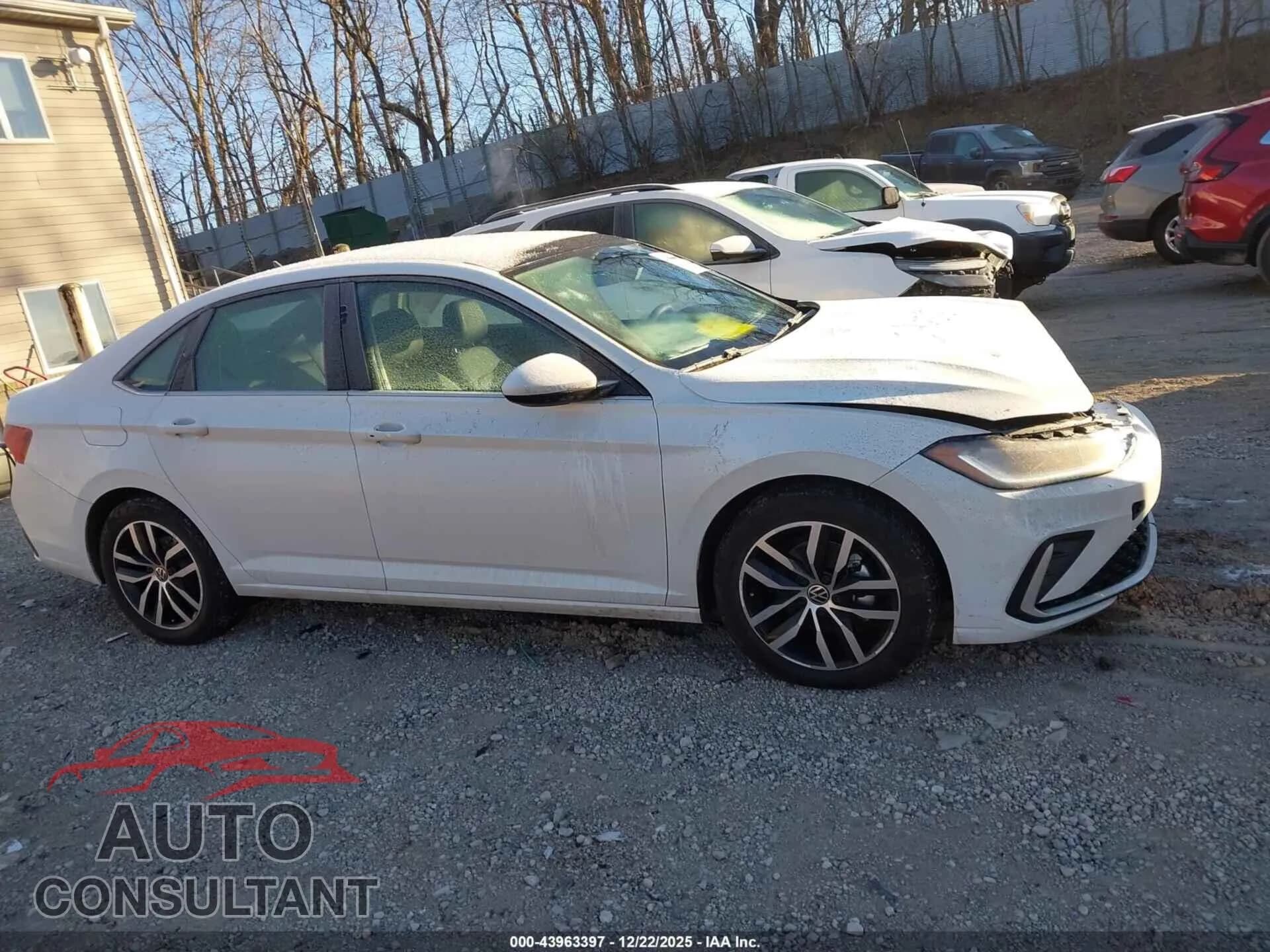 2025 VOLKSWAGEN JETTA Damaged VIN 3VW7X7BU1SM057680 – photo 13 2025 VOLKSWAGEN JETTA Damaged VIN 3VW7X7BU1SM057680 – photo 13